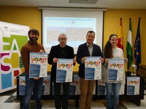 Presenta a Medios Carrera Azul